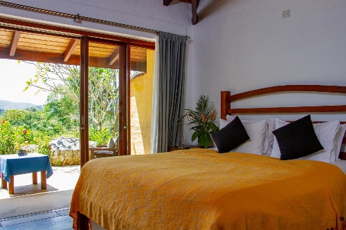 Bougainvillea Retreat image 1